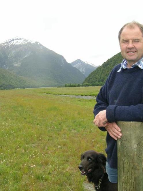 John Aspinall on Mt Aspiring Station in 2004. Photo by Marjorie Cook.