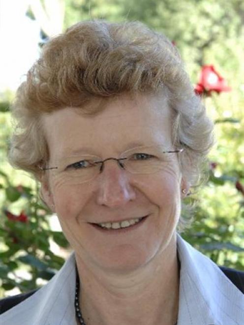 Kate Wilkinson