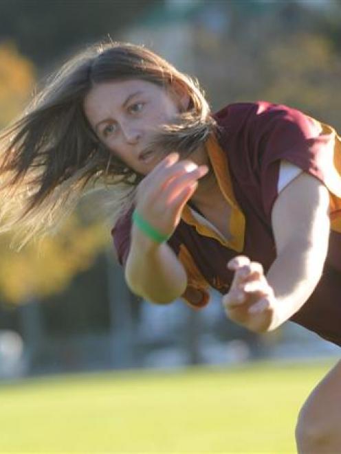 Kelly Brazier trains at the Oval yesterday. Photo by Craig Baxter.