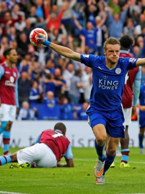 Leicester City's Jamie Vardy celebrates scoring against Aston Villa. Photo: Reuters