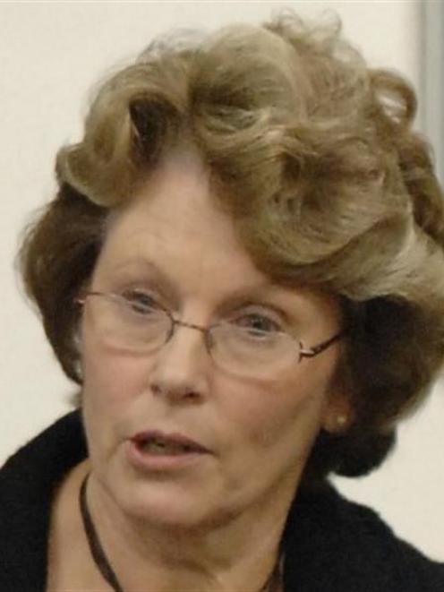 Lesley Elliott