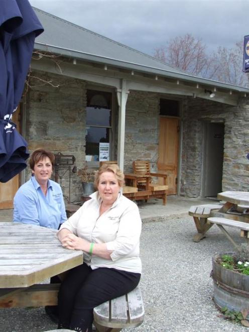 Lesley Middlemass (front) from Chatto Creek Tavern, is thrilled to have made the final of...