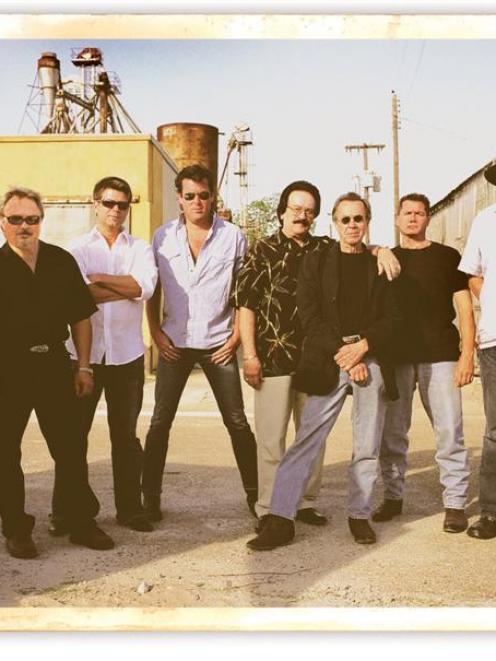 Lil' Band O' Gold: "Basically, we are a good rhythm and blues band that does this other thing."