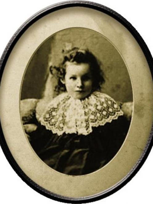 Lizzie Gamble as a young girl.