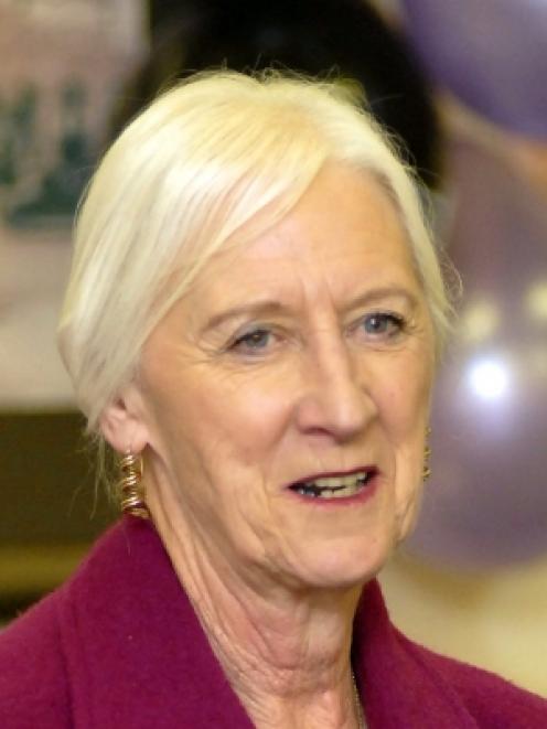 Lois Muir