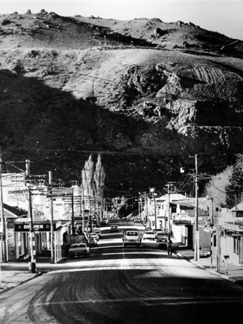 Looking down Cromwell's then main street, Melmore Tce, to the Clutha River in 1985, after the...