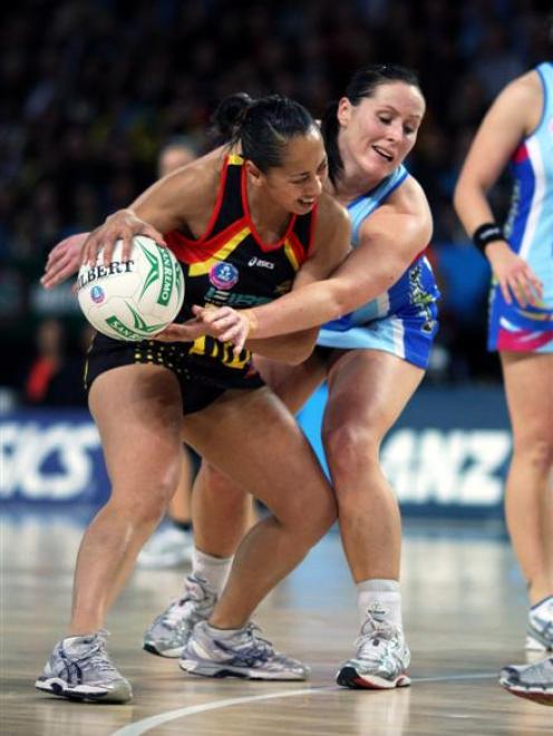 Magic's Frances Solia, left, and Southern Steel's Erika Burgess contest the ball. NZPA / Dianne...