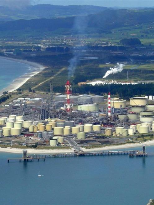 Marsden Point refinery, near Whangarei Heads. PHOTO: WIKIMEDIA COMMONS