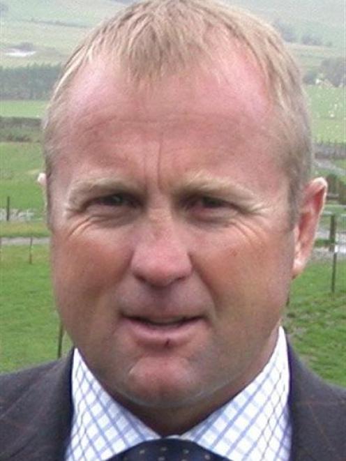 Mike Petersen.