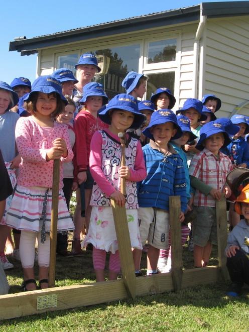 Millers Flat School year one pupils (in front, from left) Evie Pannett, Meg Macdougall, Fergus...