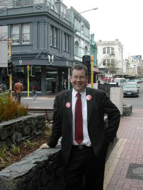 MP hopeful Grant Robertson.  Photo by Dene Mackenzie.
