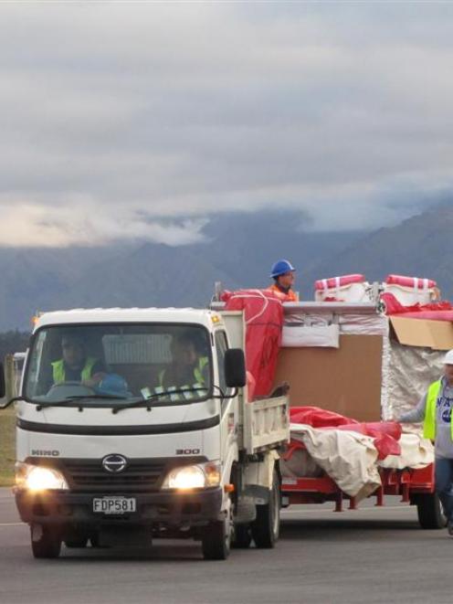 Nasa's super-pressure helium balloon stays in its box and is returned to a hanger at Wanaka...