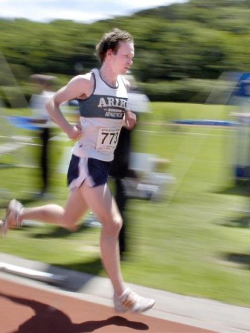 Nathan Baxter (Ariki) on his way to victory in the men's Otago 10,000m championship at the...