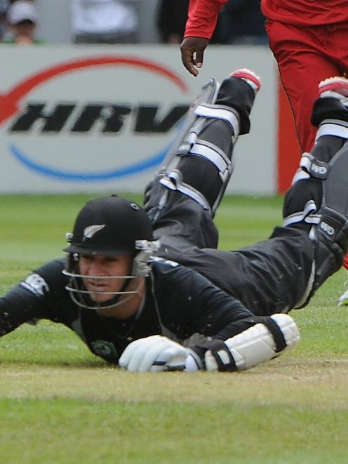 Nathan McCullum is back in the playing XI for the Black Caps against Zimbabwe in Napier today....