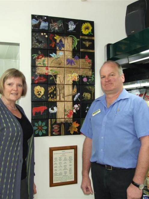 Neurosurgery fundraising project manager Irene Mosley and Rosebank Four Square owner Bruce Duncan...