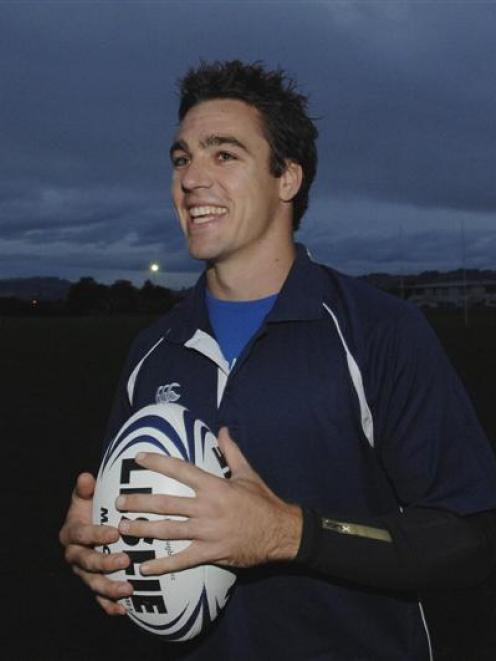 New Otago signing Michael Witt at Peter Johnstone Park meeting his new team mates last night....