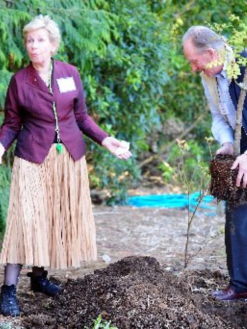 New Zealand International Dendrology Society vice-president Margaret Barker and president Sir...