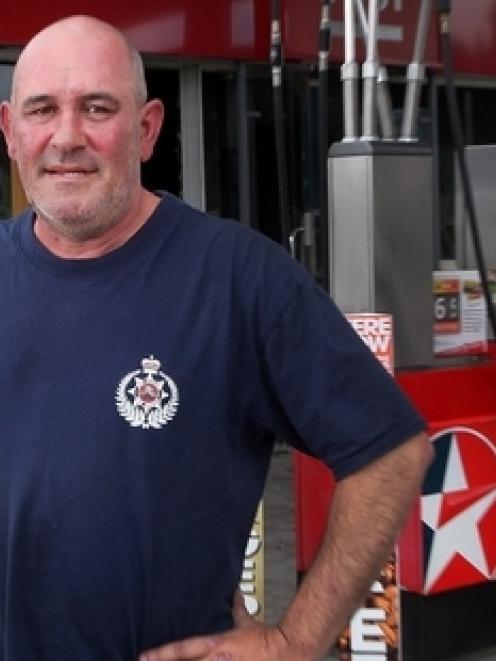 Off-duty volunteer Katikati volunteer firefighter Graham Macdonald had no time to worry about...