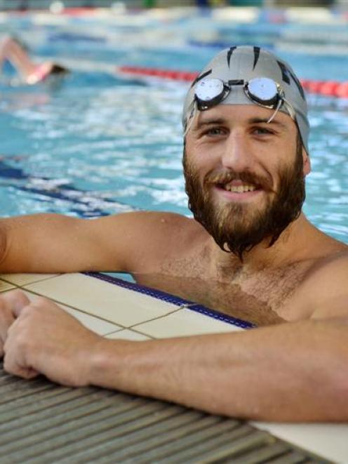 Olympian Andrew McMillan at Moana Pool. Photo by Gerard O'Brien.