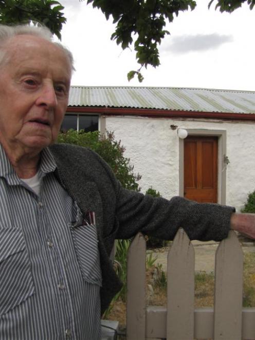 One of Bendigo's oldest former residents, Bill Reid, whose father  was one of the first gold...