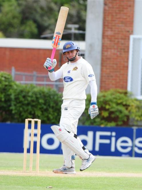 Otago captain Craig Cumming acknowledges the crowd after making a century against Nothern...