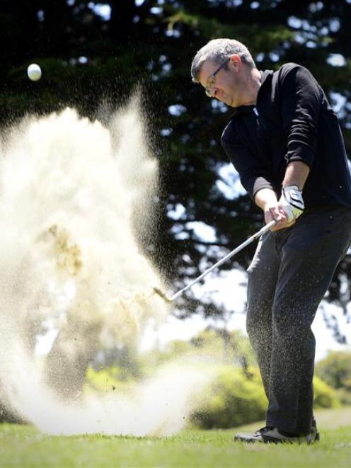 Otago golfer Tony Giles practising at the St Clair club yesterday. Photo by Peter McIntosh.