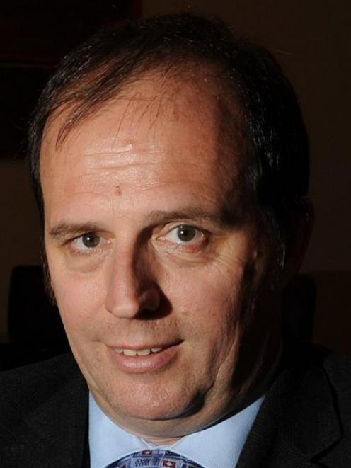 Peter Clare