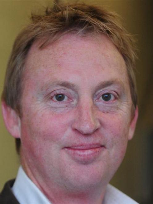 Peter McIntyre