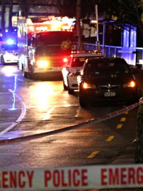 Police at the scene of a cordon on Mayoral Drive overlooking Myers Park. Photo: NZ Herald