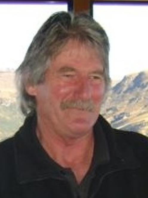 Queenstown air traffic controller Peter Lund-Jackson is to get an award for his services to air...