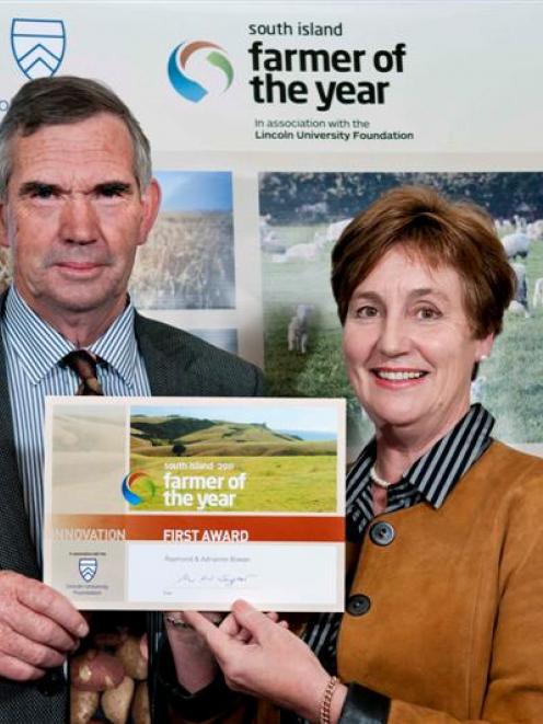 Raymond and Adrienne Bowan at the presentation of the 2011 Lincoln University Foundation South...