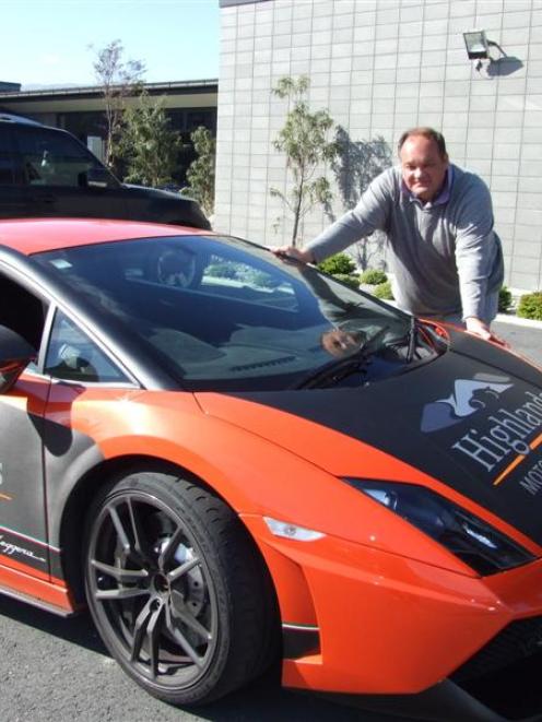 Richard Mehrtens admires Highlands owner Tony Quinn's Lamborghini Superleggera. Photo by Lynda...