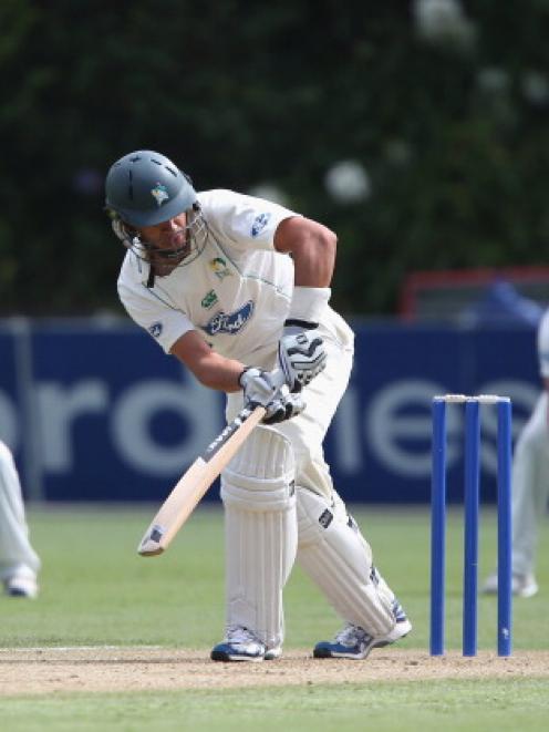 Ross Taylor made 21 before being trapped lbw.  (Photo by Sandra Mu/Getty Images)