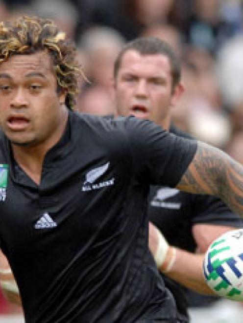 Sione Lauaki