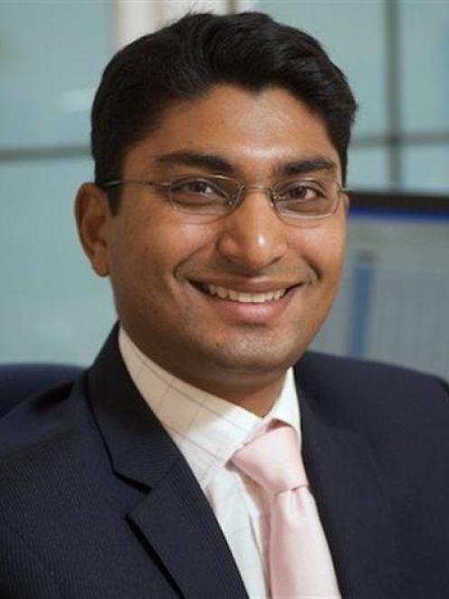 Shamubeel Eaqub