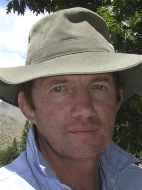 Simon Williamson