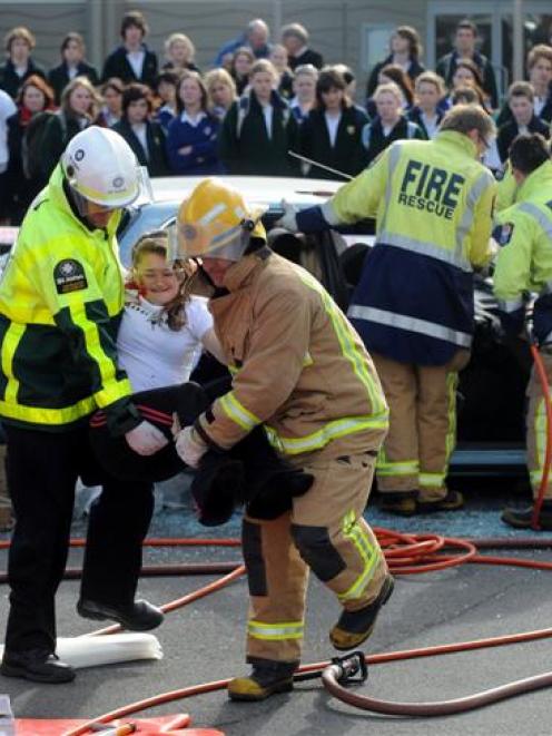 St John ambulance team manager Gavin Weastell (left) and Willowbank firefighter Mark Leonard ...