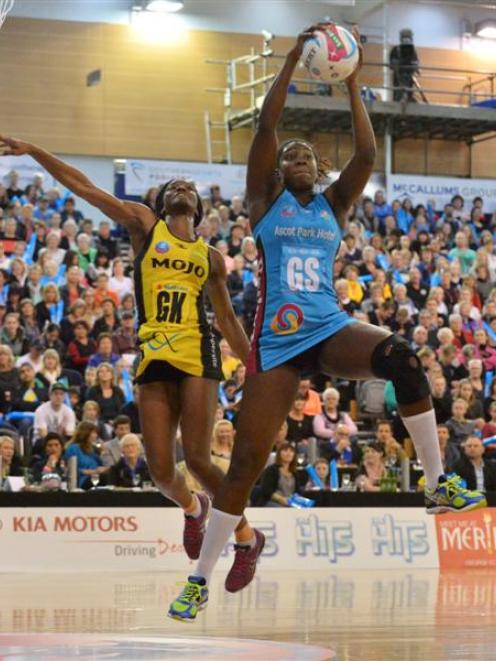 Steel shooter Jhaniele Fowler-Reid out jumps Pulse defender Ama Agbeze at the Edgar Centre on...