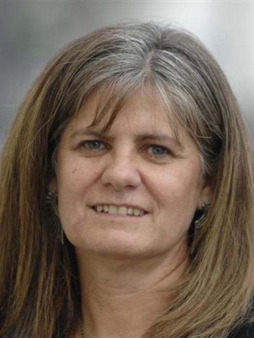 Sue Russell