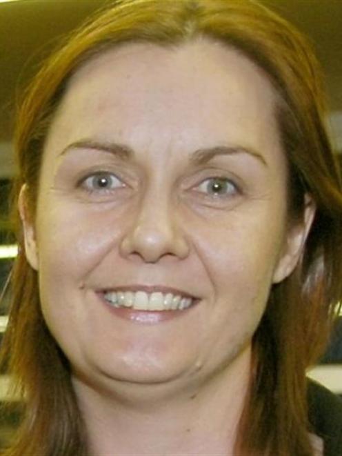 Suzanne Kinnaird
