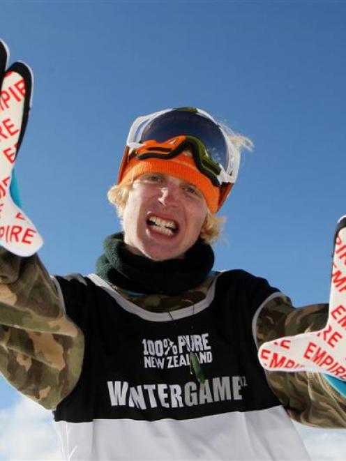 Taylor Seaton, of the United States, who won the men's event. Photo from Getty Images.
