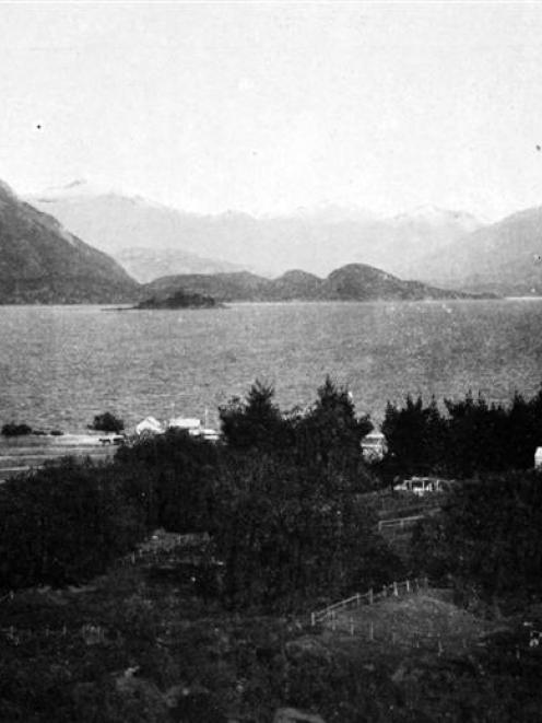 The centre of the scenic wealth of Wanaka and Hawea: a scene at Pembroke, on the shores of Lake...