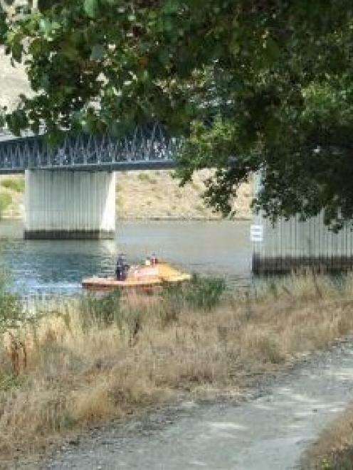 The Clyde Coastguard was involved in the search for I-Ching Cheng, under Deadman's Point bridge...