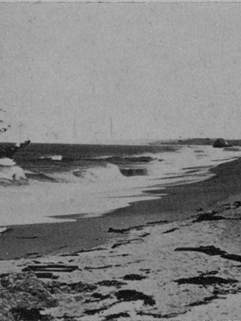 The French Barque Marguerite Mirabaud ashore at Akatore beach. Photo from the Otago Witness.