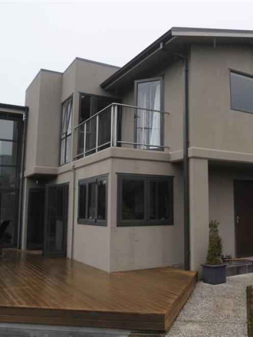 The leaky home in Leithton Close, in the Dunedin suburb of Glenleith. Photo by Peter McIntosh.