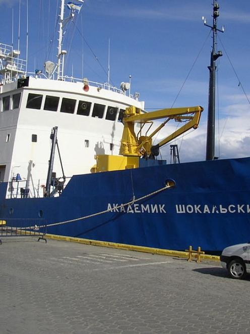 The MV Akademik Shokalskiy