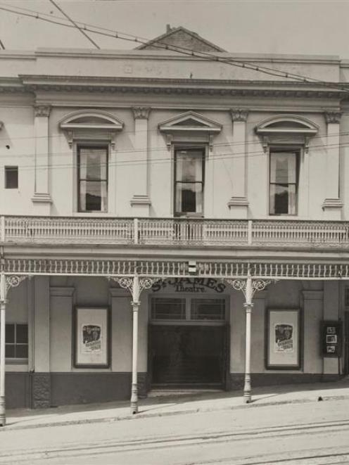 The old St James in High St, Dunedin, in the mid-1940s.