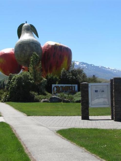 The site near the Cromwell fruit sculpture and SH8B  earmarked for the new Cromwell information...