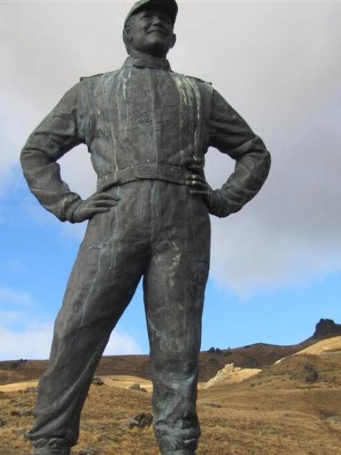 The statue of Possum Bourne about 9km up the road to the  Snow Farm. Photo by Mark Price.