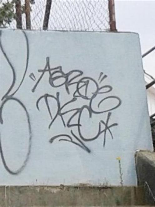 The tagger's signature. Photo by ODT.